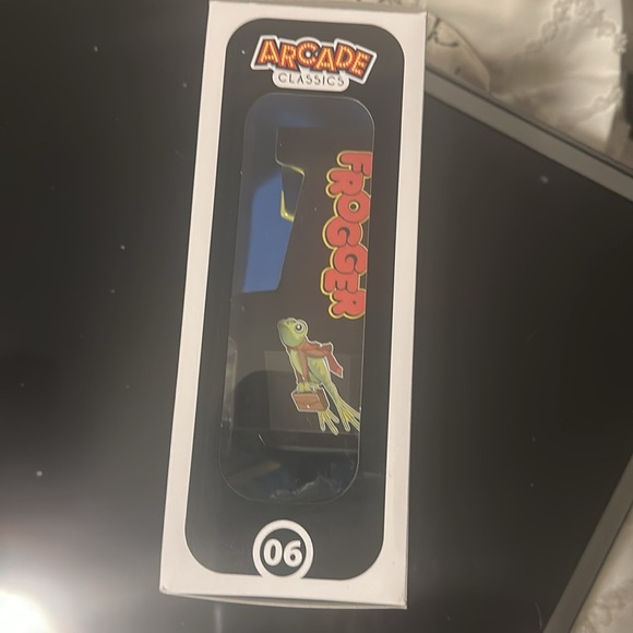 Arcade Classics Frogger mini arcade game.NIB - Picture 2 of 6